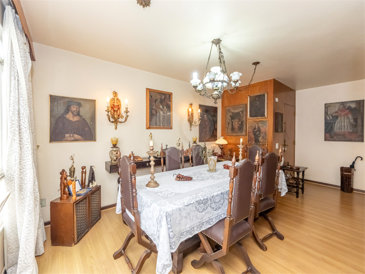 Foto REO1116232