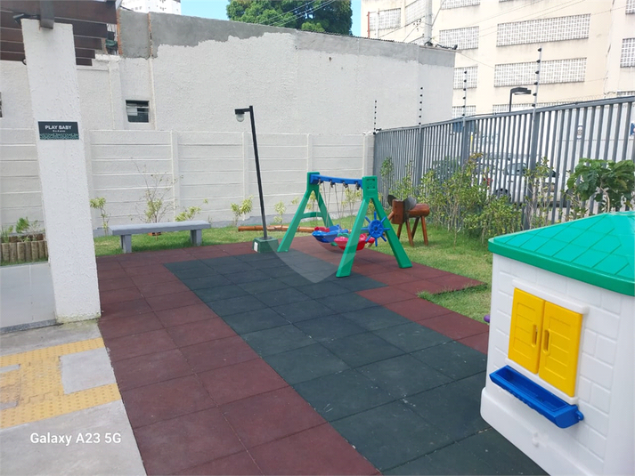 Foto REO1116234