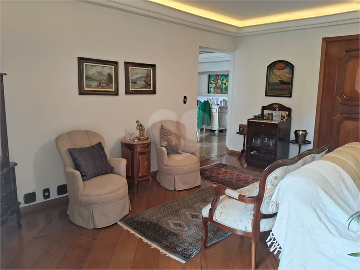 Foto REO1116235