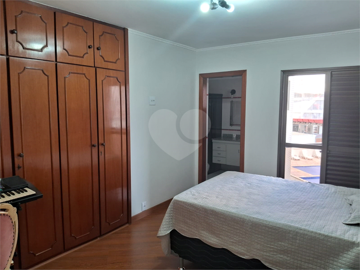 Foto REO1116235