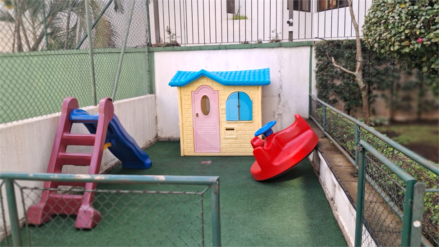 Foto REO1116235