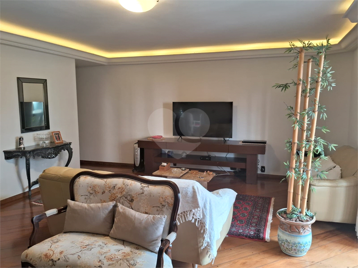 Foto REO1116235