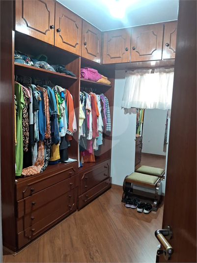 Foto REO1116235