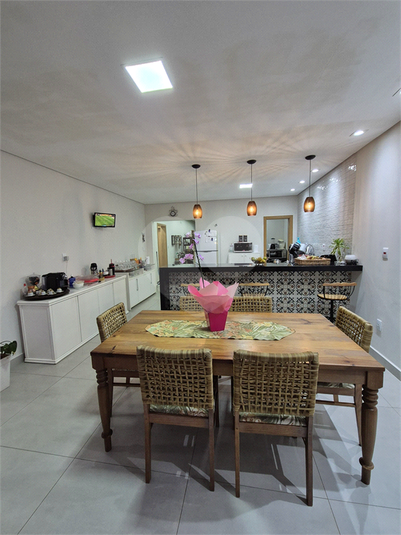 Foto REO1116245
