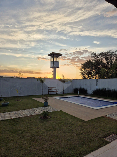 Foto REO1116245