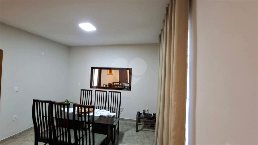 Foto REO1116246
