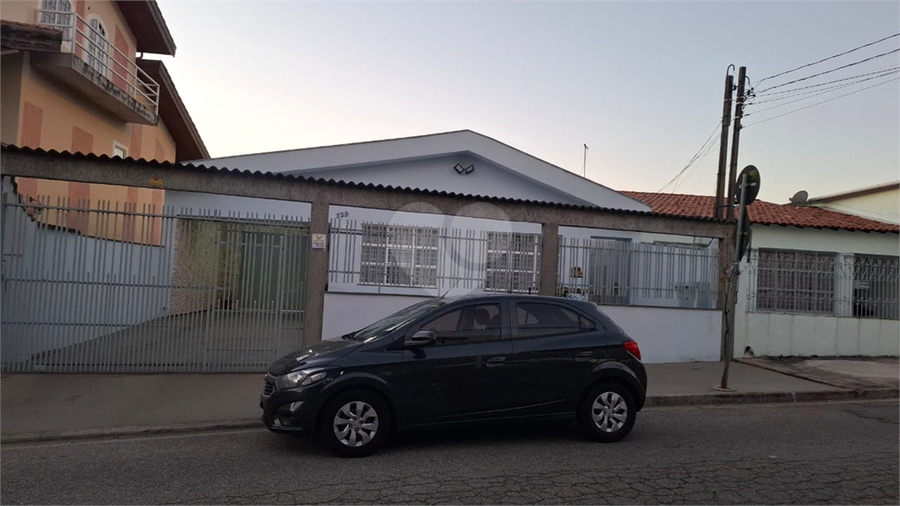 Foto REO1116246