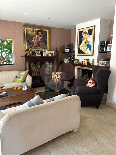 Foto REO1116250