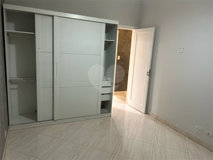 Foto REO1116257