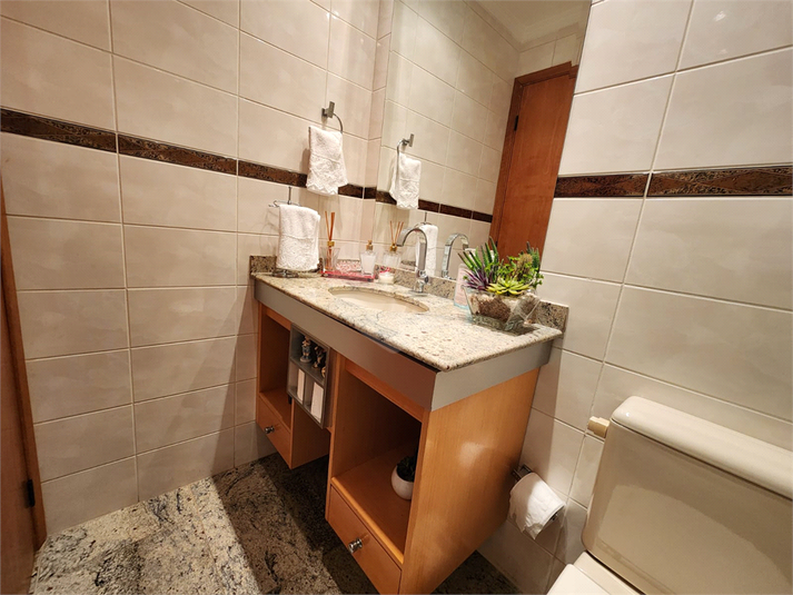 Foto REO1116258