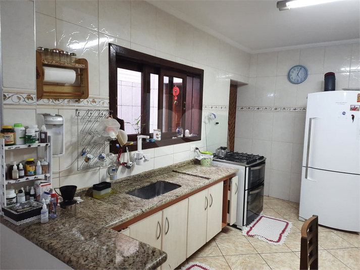 Foto REO1116260