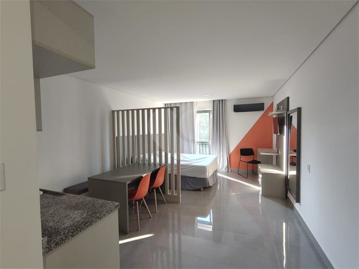 Foto REO1116266