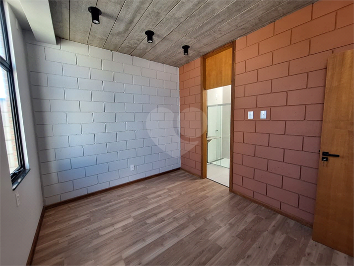 Foto REO1116268