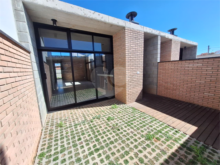 Foto REO1116268