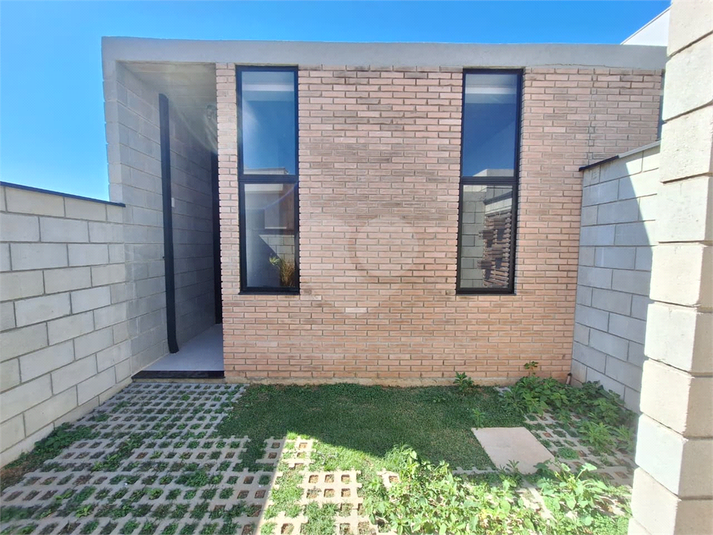 Foto REO1116268