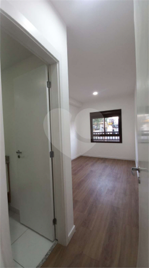 Foto REO1116280