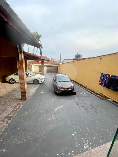 Foto REO1116283