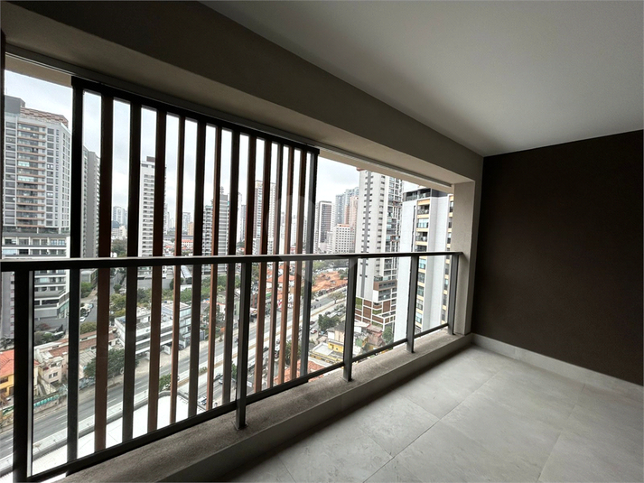 Foto REO1116285