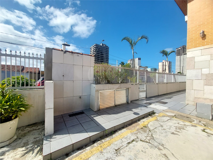 Foto REO1116298