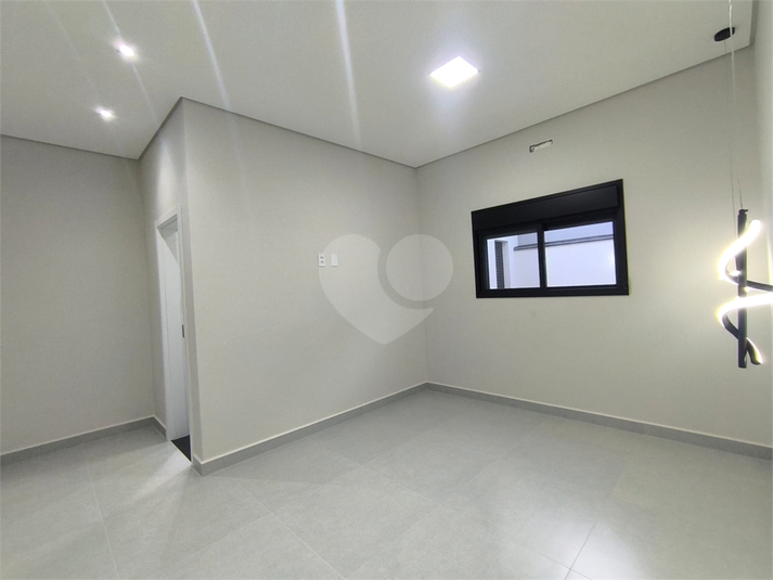 Foto REO1116299