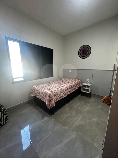 Foto REO1116320