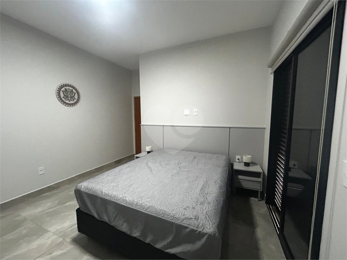 Foto REO1116320