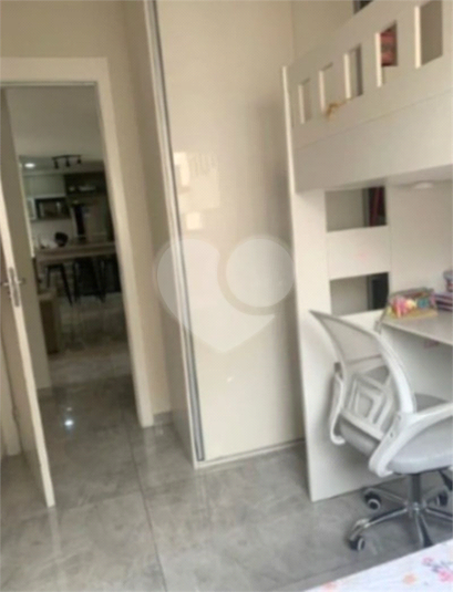 Foto REO1116330