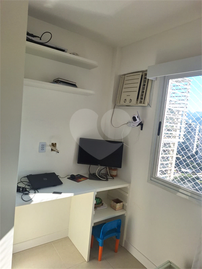 Foto REO1116332