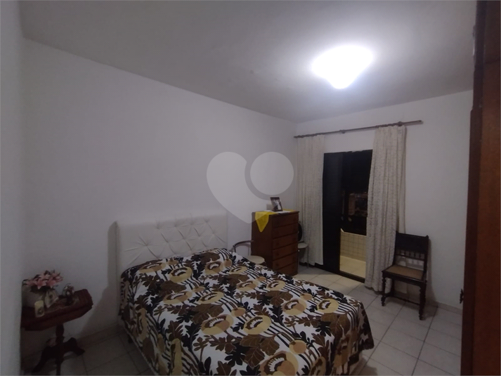 Foto REO1116336