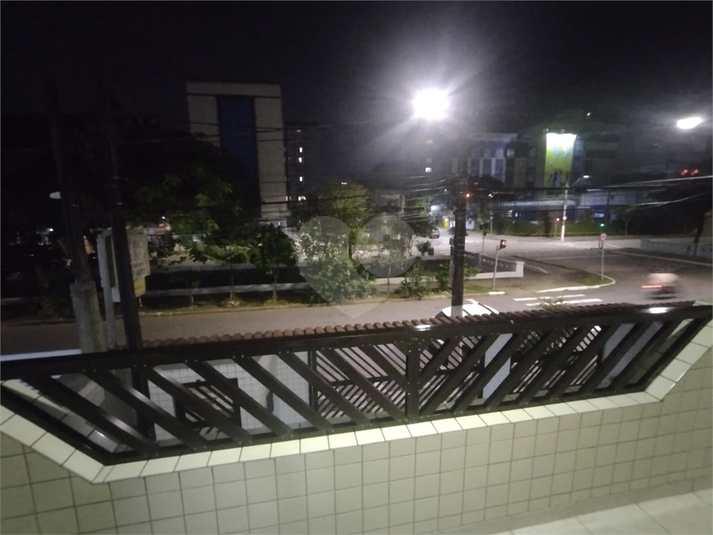 Foto REO1116336