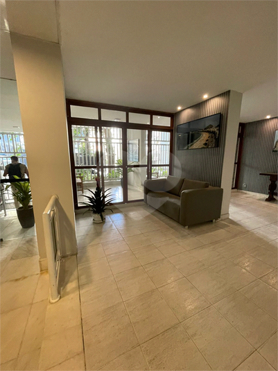 Foto REO1116342