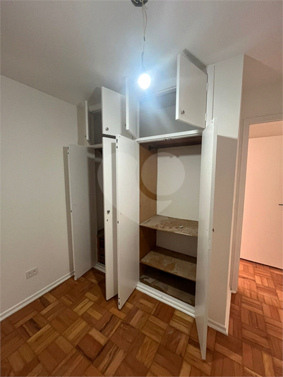 Foto REO1116344