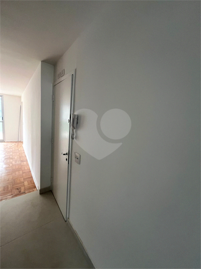 Foto REO1116344