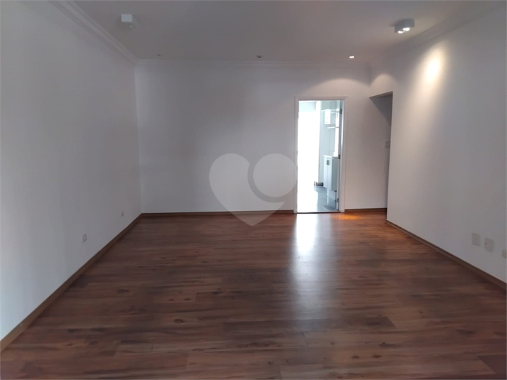 Foto REO1116346