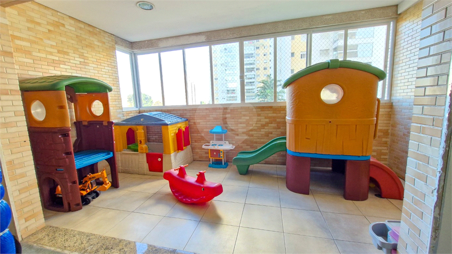 Foto REO1116350