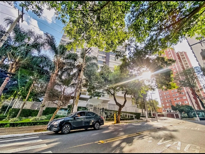 Foto REO1116355