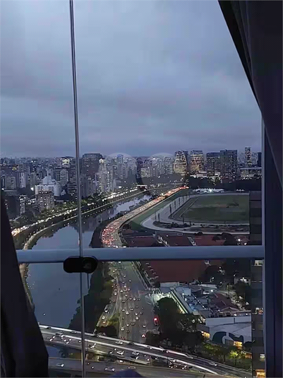 Foto REO1116362
