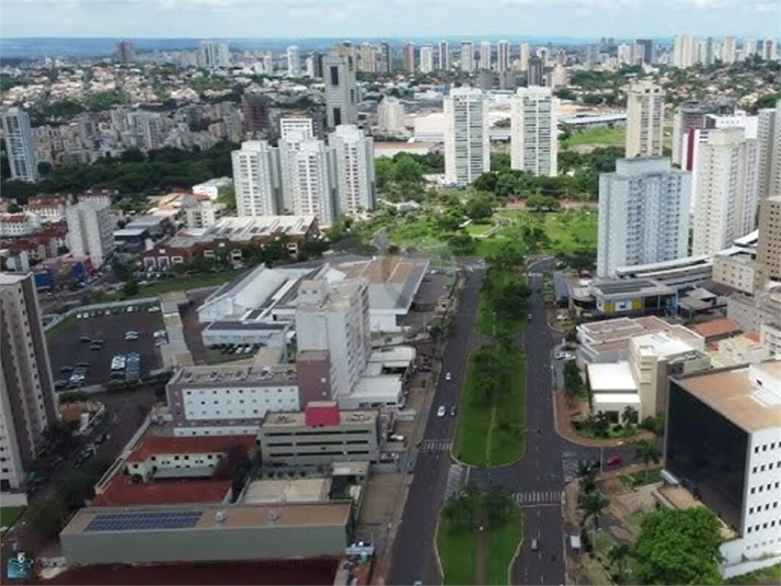 Foto REO1116374
