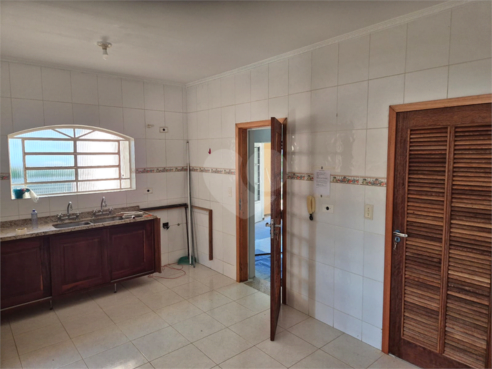 Foto REO1116378