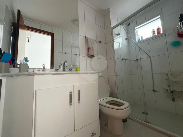 Foto REO1116379