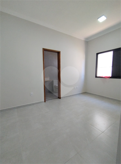 Foto REO1116383