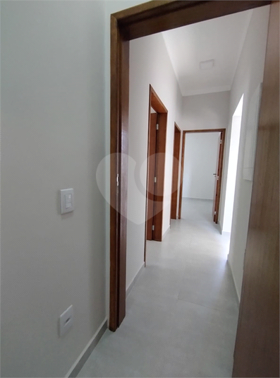 Foto REO1116383