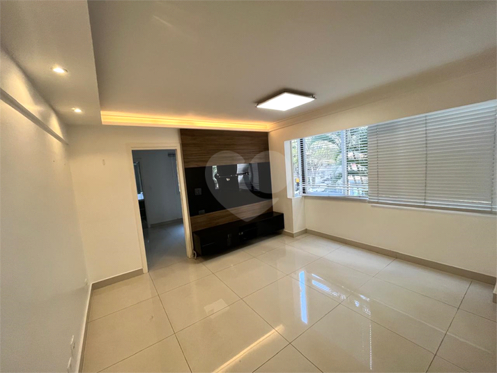Foto REO1116394