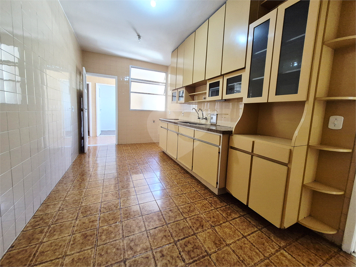 Foto REO1116407