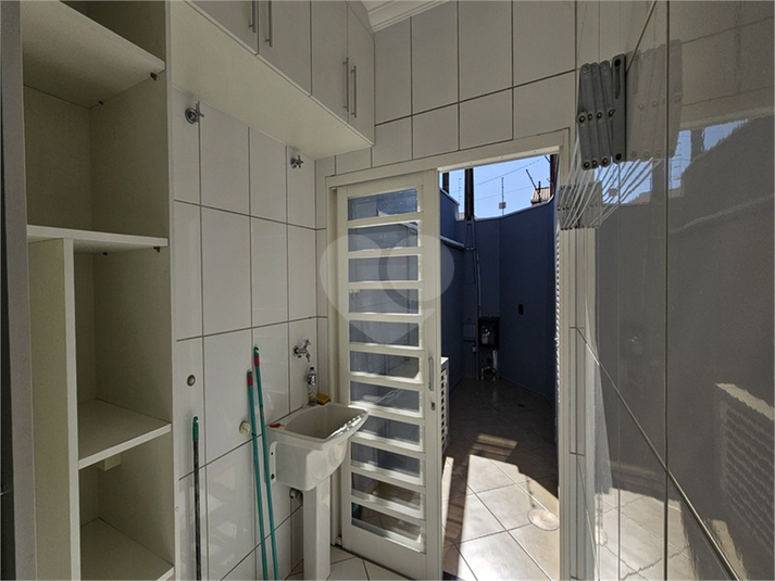 Foto REO1116417