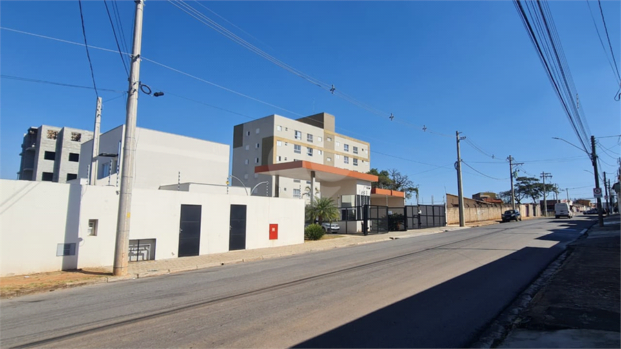 Foto REO1116424