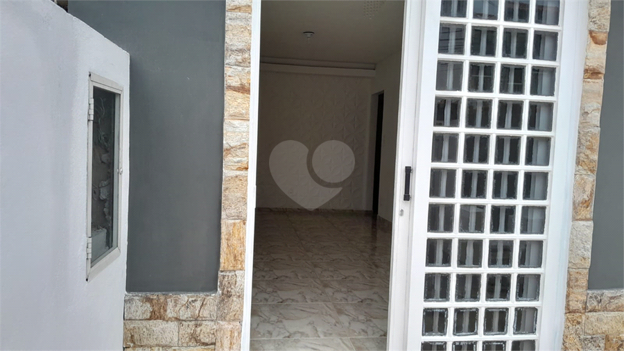 Foto REO1116430