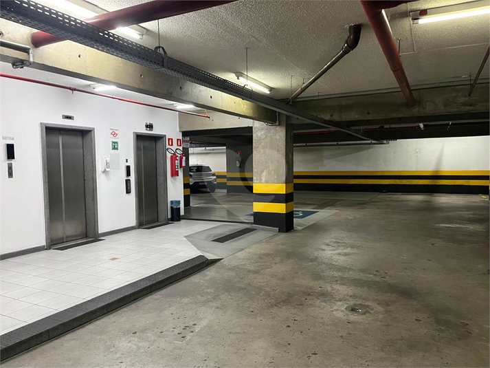 Foto REO1116435