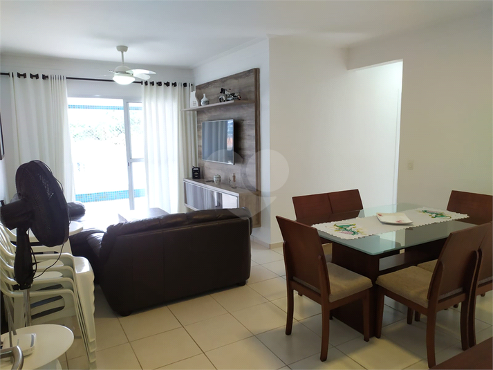 Foto REO1116436