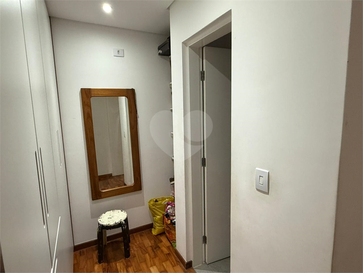Foto REO1116438
